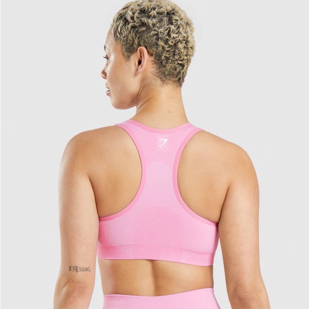 Gymshark Vital Seamless Sports Bra Pink NWOT Size M - Picture 6 of 7